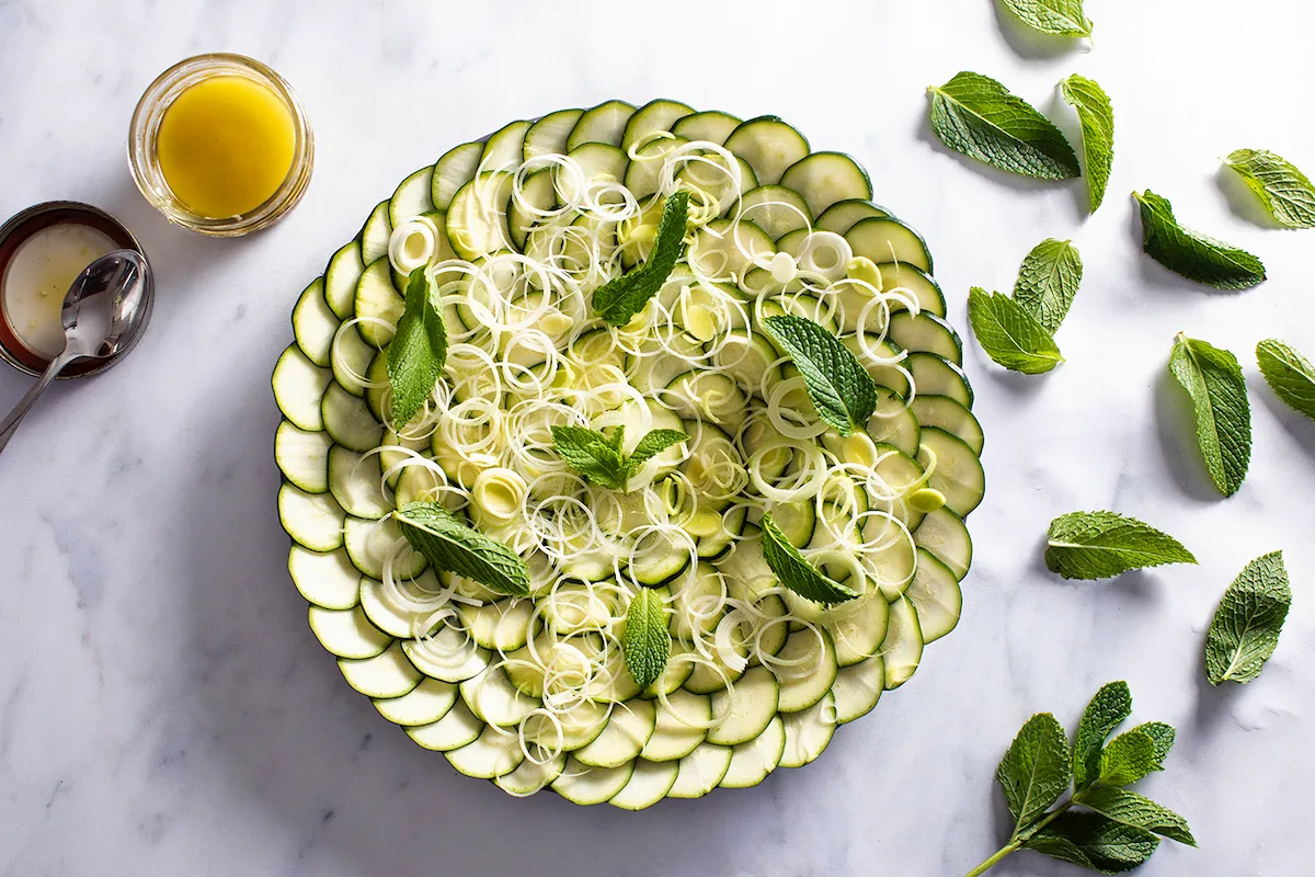 CE-ESTE-CARPACCIO-SI-DE-CE-SA-IL-INCLUZI-IN-ALIMENTATIA-TA-CARPACCIO-DE-DOVLEAC-MUSQEE-DE-PROVENCE-Cristina-Catlabuga-Nutritionist-Holistic-si-Wellness-Coach