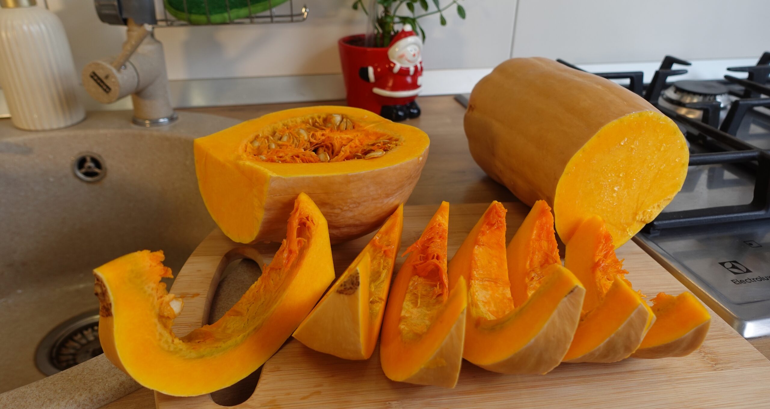 BETACAROTENUL – PIGMENTUL-MINUTE CARE ÎTI COLOREAZĂ FARFURIA ȘI ÎTI PROTEJEAZĂ SĂNĂTATEA - dovleac plăcintar - Cristina Catlabuga - Nutriționist Holistic și Wellness Coach - Yourcorepower.com